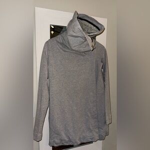 Lululemon Savasana Wrap in EUC